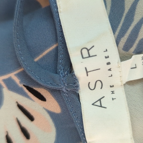 ASTR Floral High Low Midi Dress Blue Pink L bohemian preppy summer wedding - Picture 6 of 7